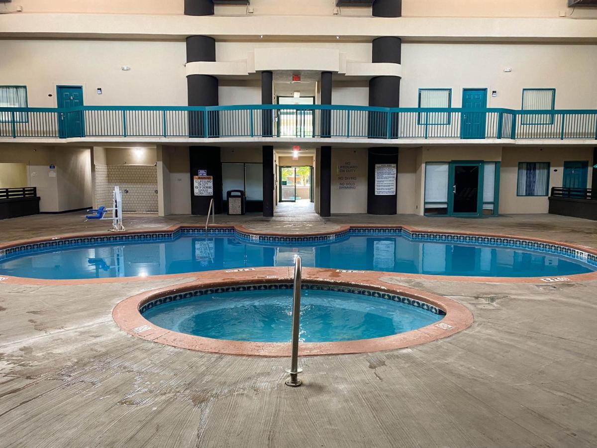Motel 6 Savannah Ga Gateway & I95 Zewnętrze zdjęcie