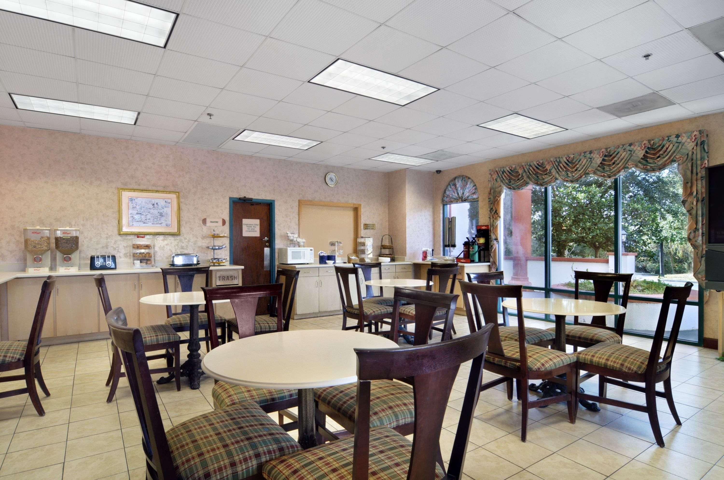 Motel 6 Savannah Ga Gateway & I95 Zewnętrze zdjęcie